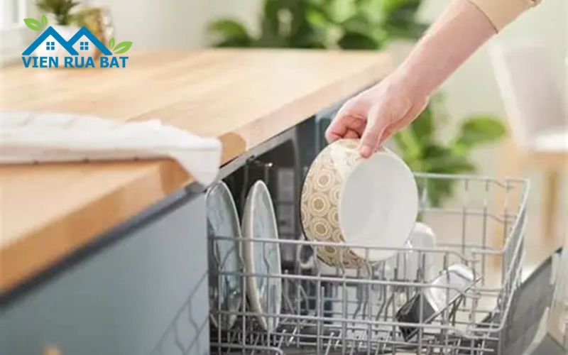 So sánh viên rửa bát Alio và Denkmit